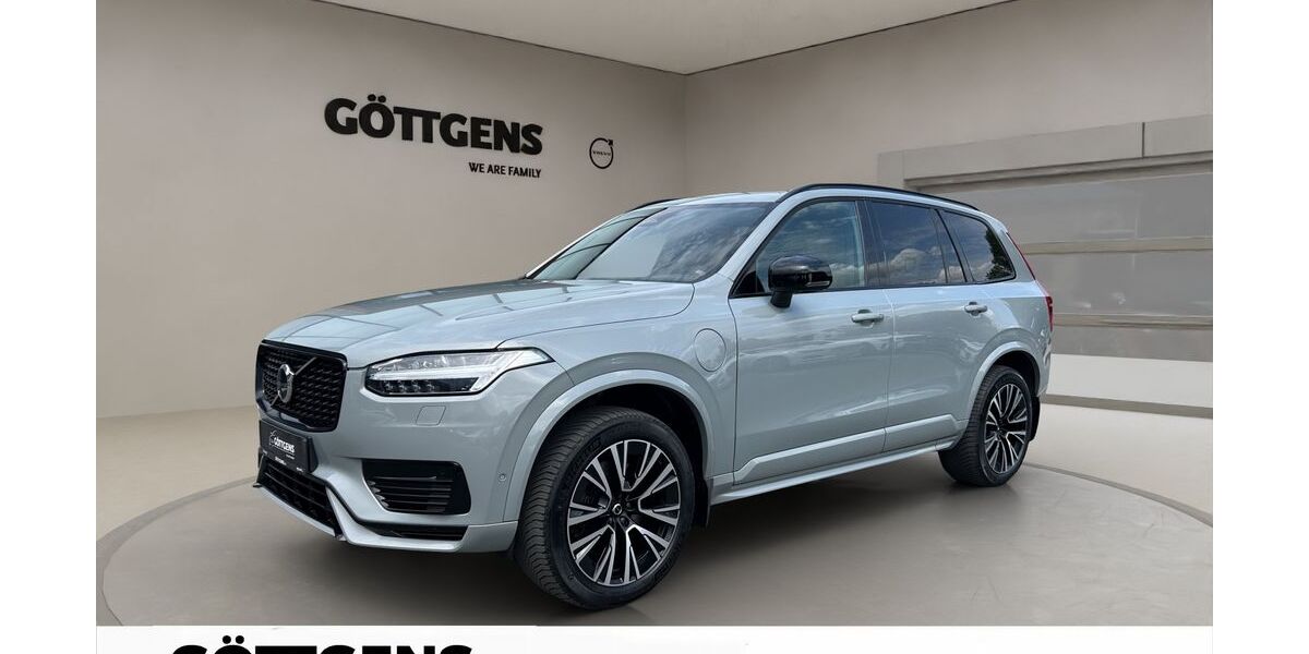 Volvo XC90 53.569 km 53.890 &euro; Soest 59494