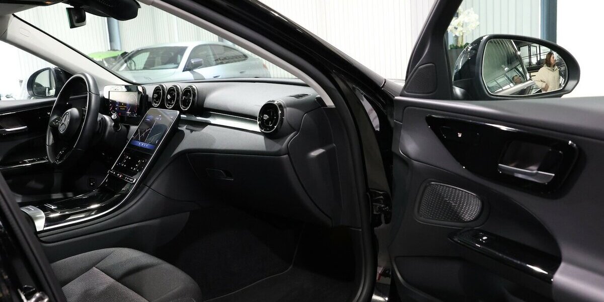 Mercedes-Benz C 220 d T BUSINESS MATRIX-LED, NAVI+KAMERA+APPLE 16.000 km 29.991 &euro; Hamm 59077