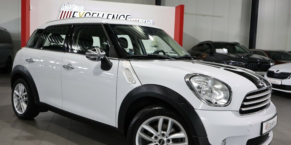 Mini Cooper D Countryman PEPPER II CARBON COLOUR 129.000 km 8.666 &euro; Hamm 59077