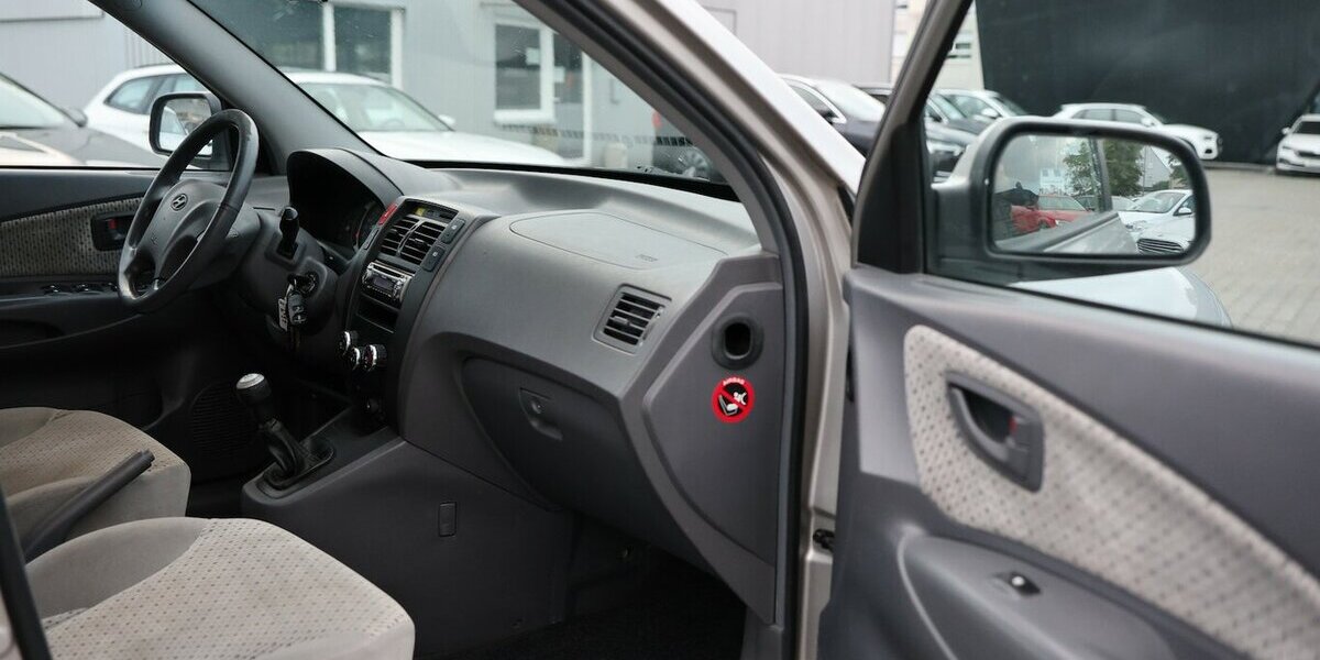 Hyundai Tucson 2.0 CRDi GLS AWD / TÜV-AU BIS 02.2027 / 100.000 km 2.902 &euro; Hamm 59077