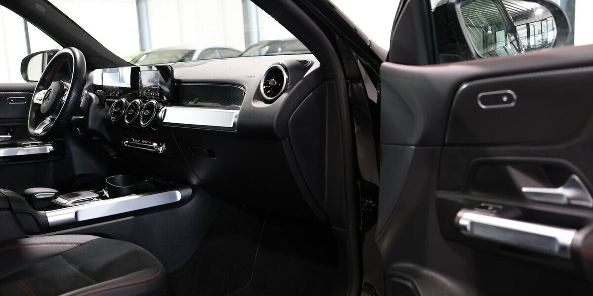 Mercedes-Benz GLB 200 d AMG-LINE SPORT NIGHT PERFORMANCE / TOP 113.000 km 28.996 &euro; Hamm 59077