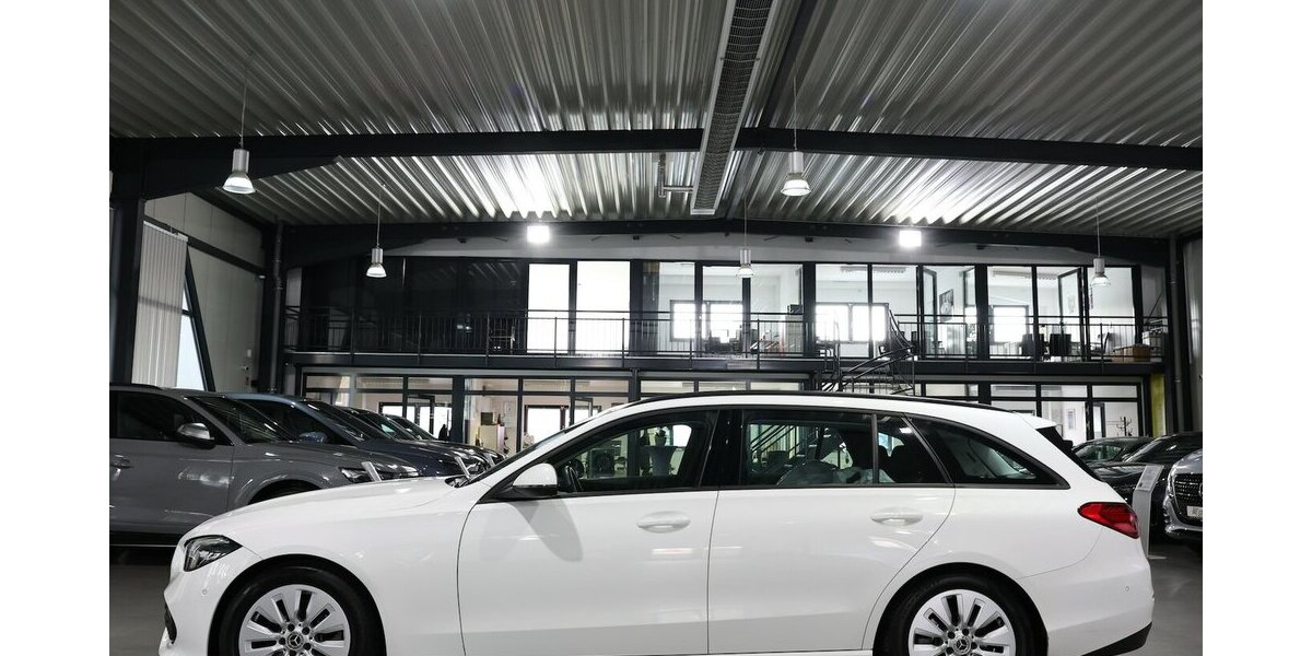 Mercedes-Benz C 220 d T BUSINESS WHITE / DISTRONIC+SPUR+TOTWIN 144.000 km 22.777 &euro; Hamm 59077