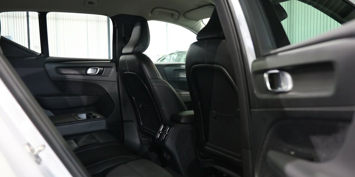 Volvo XC40 BUSINESS / VIRTUAL+NAVI+KAMERA / MATRIX 157.000 km 17.991 &euro; Hamm 59077