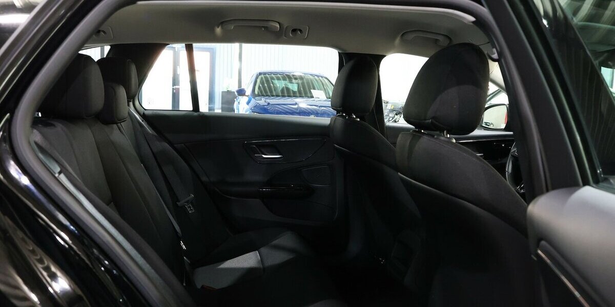 Mercedes-Benz C 220 d T BUSINESS MATRIX-LED, NAVI+KAMERA+APPLE 14.000 km 29.991 &euro; Hamm 59077