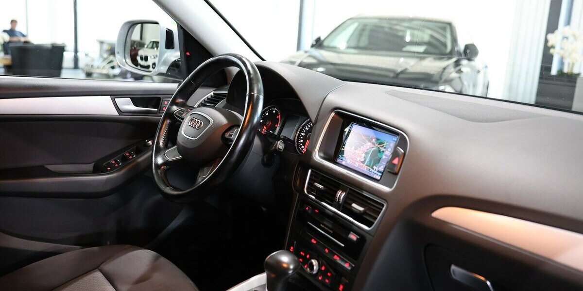 Audi Q5 2.0 TDI CD QUATTRO / XENON, NAVI+KAMERA, AHK 198.000 km 15.777 &euro; Hamm 59077