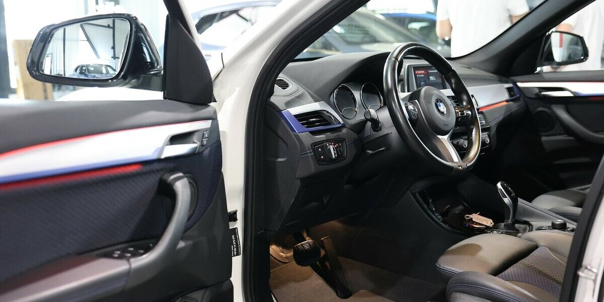 BMW X1 sDrive 20i M-SPORT SHADOW / LED, LEDER, NAVI+ 92.000 km 25.777 &euro; Hamm 59077