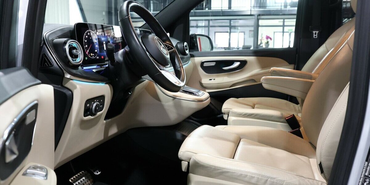 Mercedes-Benz V 300 d LANG AVANTGARDE AMG-LINE NIGHT / LASER 76.000 km 69.991 &euro; Hamm 59077
