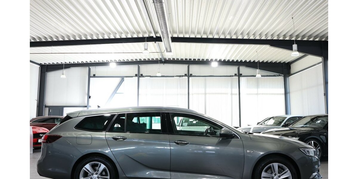 Opel Insignia ST 1.6 D BUSINESS INNOVATION / LED / 79.000 km 13.333 &euro; Hamm 59077