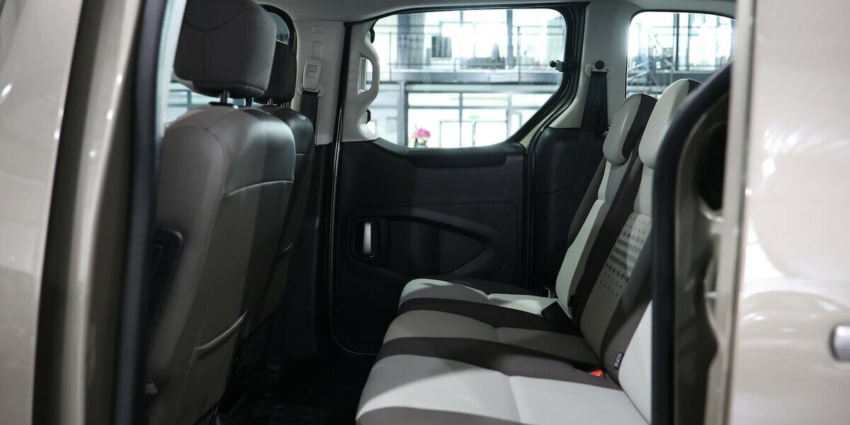 Citroen Berlingo Multispace 1.6 BlueHDI 100 Selection 75.000 km 11.555 &euro; Hamm 59077