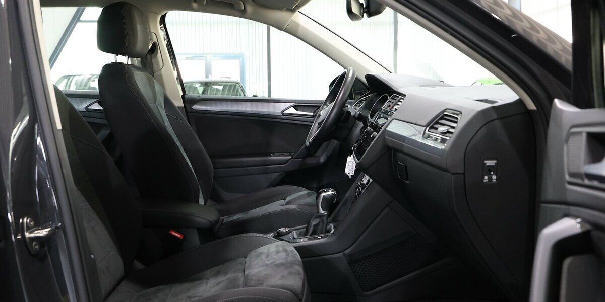 VW Tiguan 2.0 TDI DSG 4M IQ LIFE LED, HEAD-UP, NAVI 105.000 km 22.222 &euro; Hamm 59077