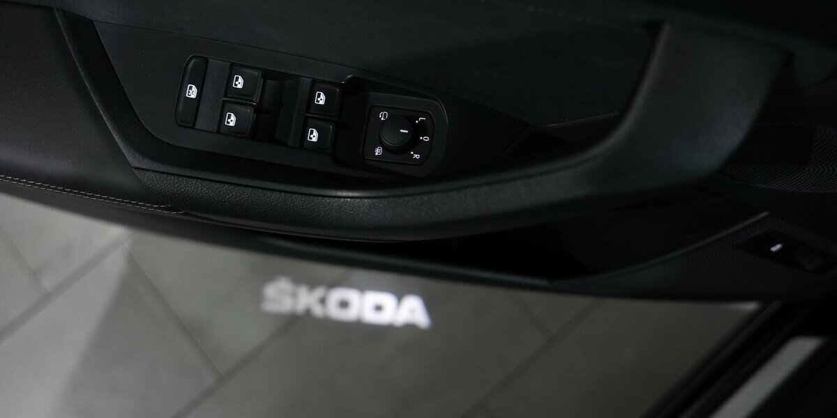 Skoda Kodiaq 2.0 TDI DSG 4x4 SPORTLINE BLACK 7-SITZER 153.000 km 31.777 &euro; Hamm 59077