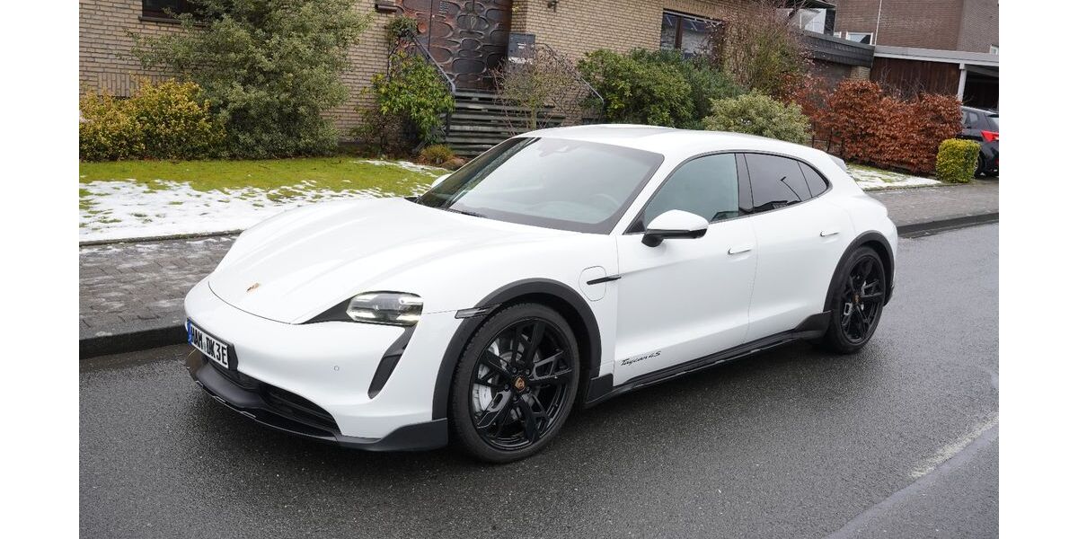 Porsche Taycan 73.000 km 59.800 &euro; Hamm 59073