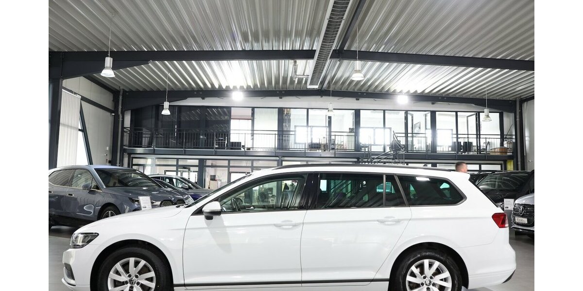 VW Passat Variant 2.0 TDI DSG BUSINESS LED,ACC+LANE 56.000 km 22.955 &euro; Hamm 59077
