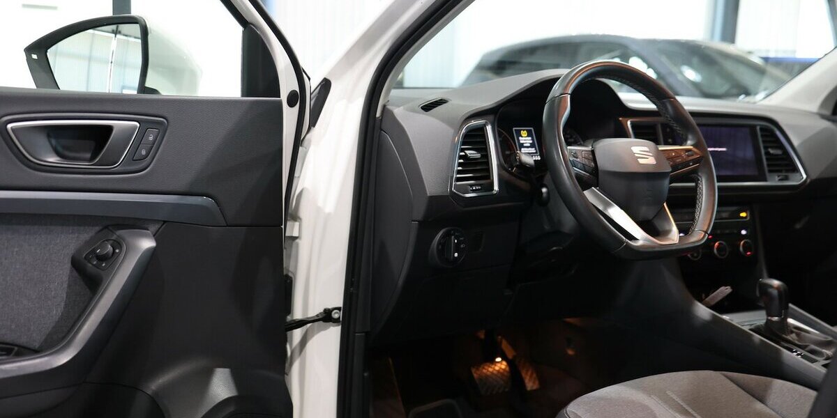 Seat Ateca 2.0 TDI DSG STYLE / BEATS / LED / AHK 92.000 km 19.777 &euro; Hamm 59077