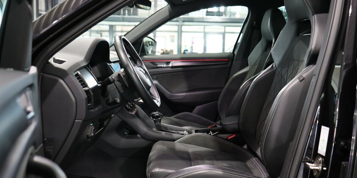 Skoda Kodiaq 2.0 TDI DSG 4x4 SPORTLINE BLACK / SCHÖN 125.000 km 27.991 &euro; Hamm 59077