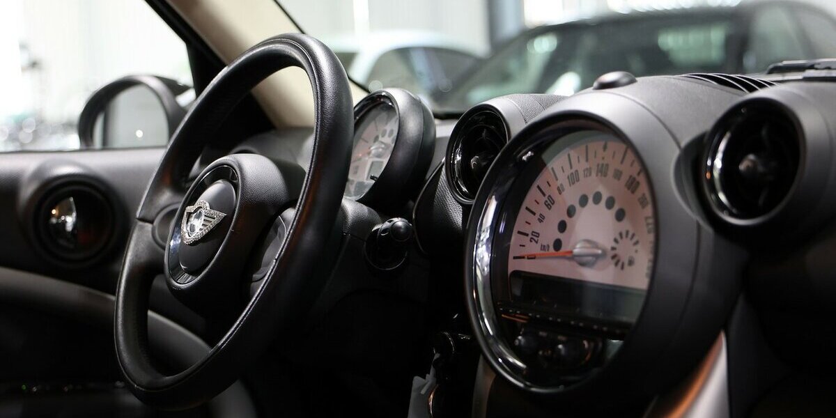 Mini Cooper D Countryman PEPPER II CARBON COLOUR 129.000 km 8.666 &euro; Hamm 59077