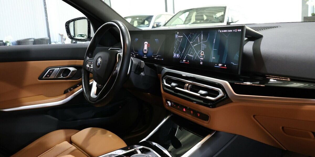 BMW 318d Touring SPORT WHITE & BROWN / CURCED, LED 100.000 km 24.766 &euro; Hamm 59077