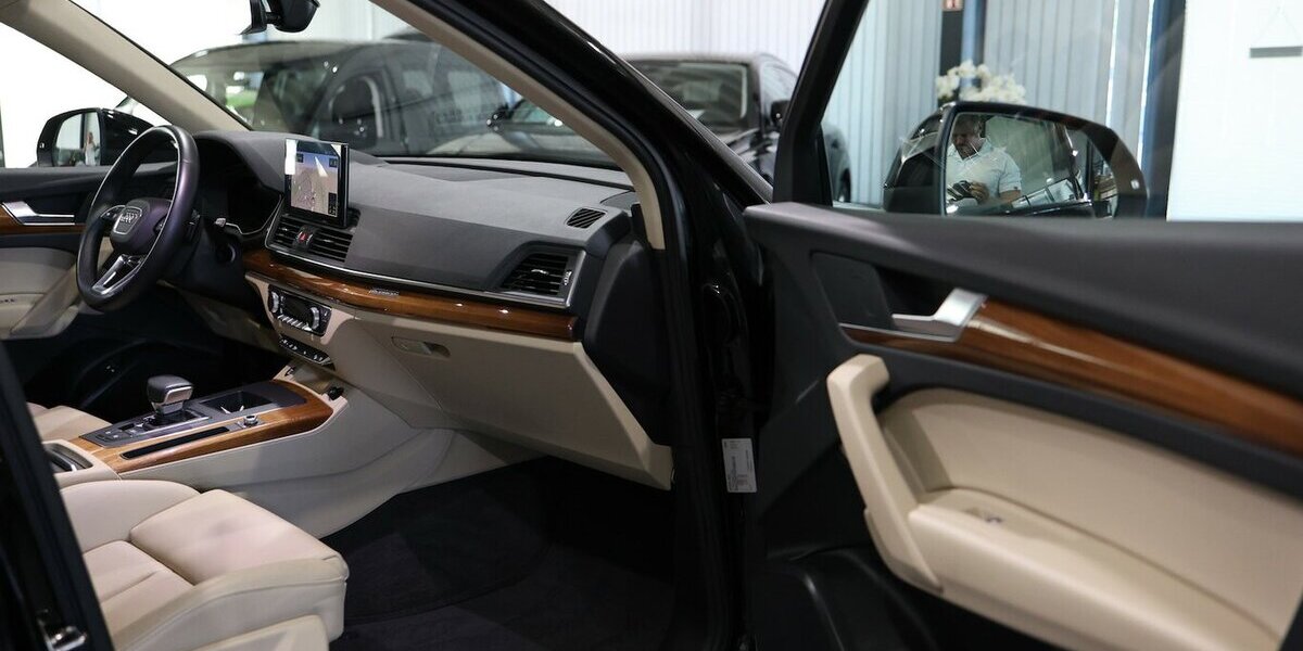 Audi Q5 SPORTBACK 55 TFSI E Q S-LINE SPORT BLACK TOP 123.000 km 35.995 &euro; Hamm 59077