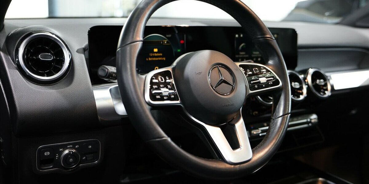 Mercedes-Benz GLB 200 d PROGRESSIVE SPORT / PANORAMA, MATRIX 144.000 km 27.255 &euro; Hamm 59077