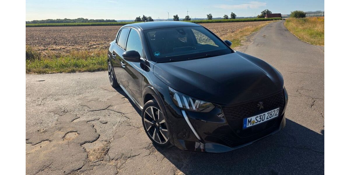 Peugeot e-208 30.000 km 17.300 &euro; Werl 59457