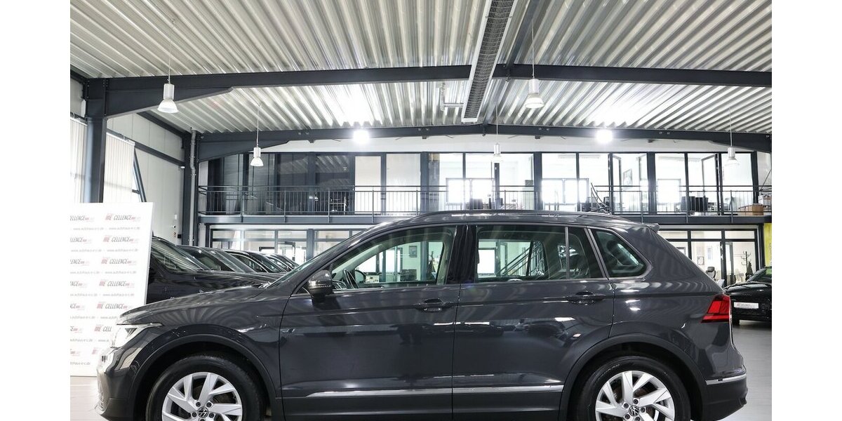 VW Tiguan 2.0 TDI DSG 4M IQ LIFE LED, HEAD-UP, NAVI 105.000 km 22.222 &euro; Hamm 59077