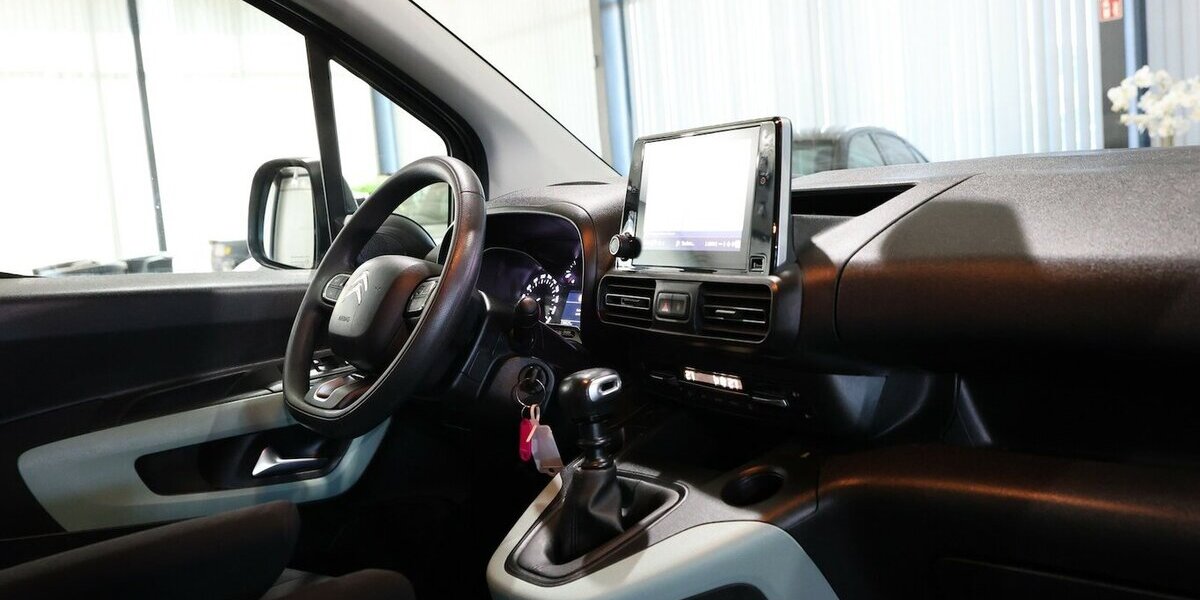 Citroen Berlingo 1.5 BLUE-HDI FEEL XL130 / 7-SITZER / 136.000 km 13.991 &euro; Hamm 59077