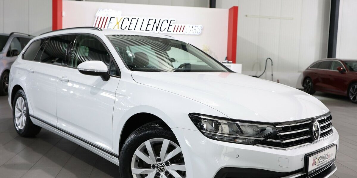 VW Passat Variant 2.0 TDI DSG BUSINESS LED,ACC+LANE 56.000 km 22.955 &euro; Hamm 59077