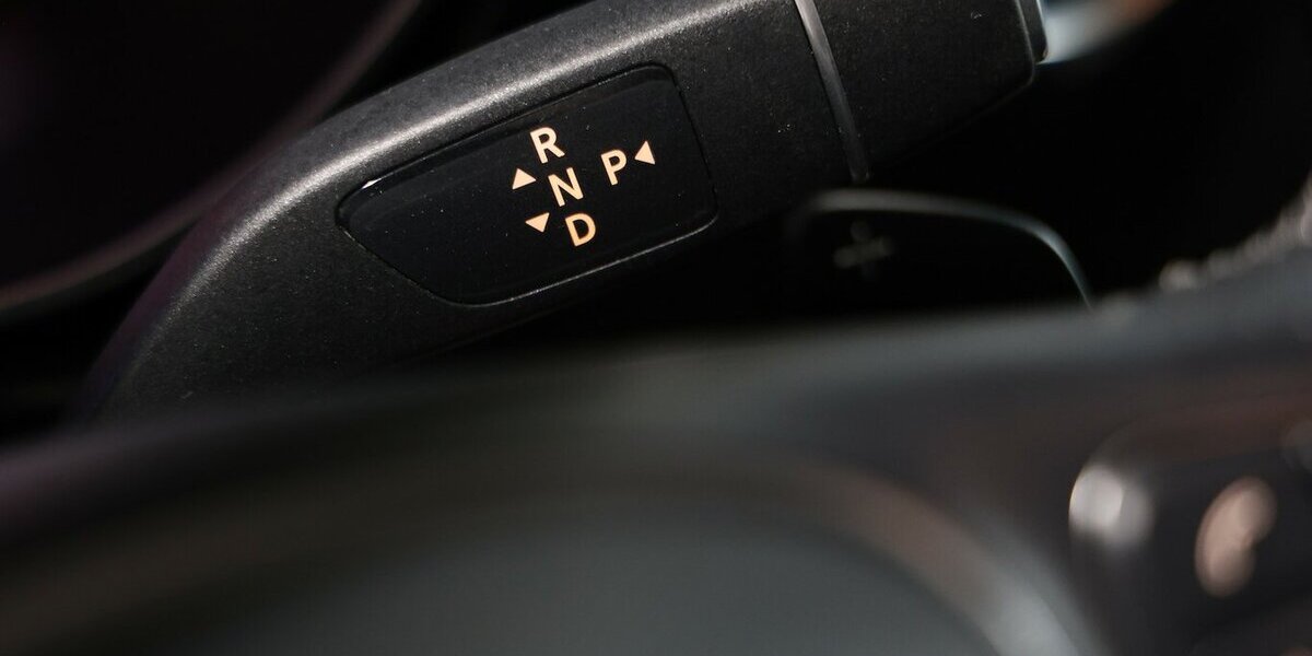Mercedes-Benz V 300 d KOMPAKT / BETT+LIEGE / LED / NAVI+ / AHK 115.000 km 39.991 &euro; Hamm 59077