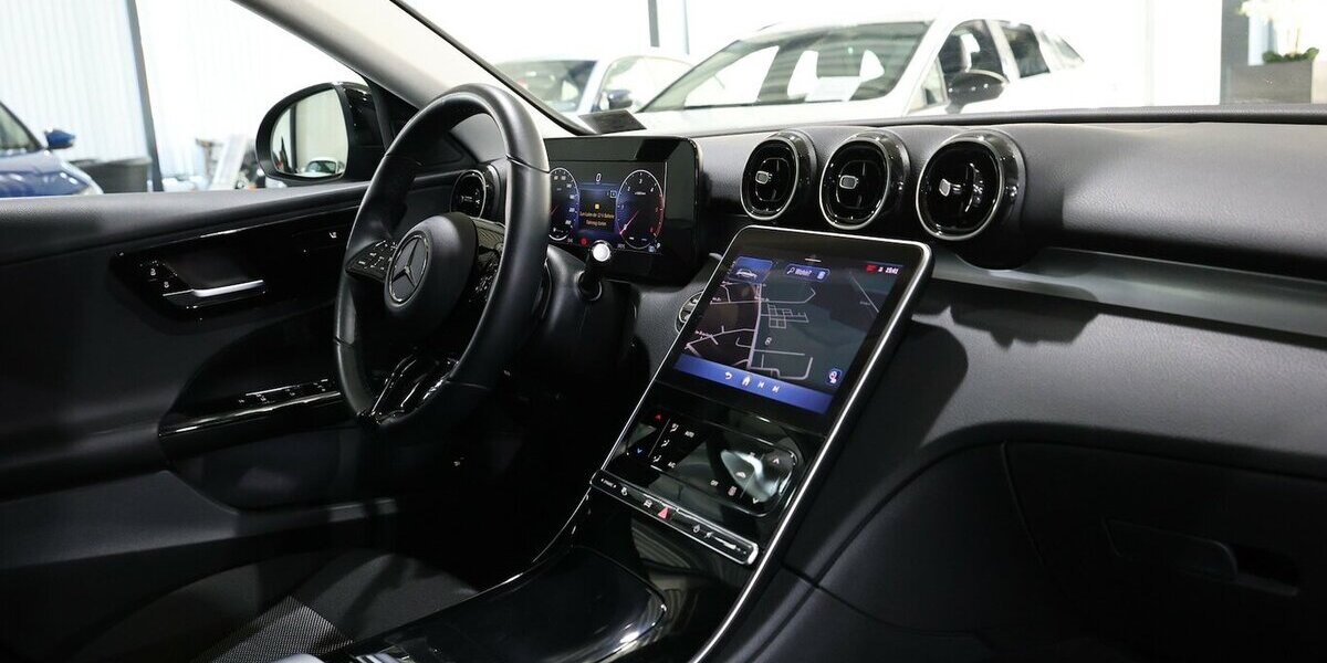 Mercedes-Benz C 220 d T BUSINESS MATRIX-LED, NAVI+KAMERA+APPLE 14.000 km 29.991 &euro; Hamm 59077