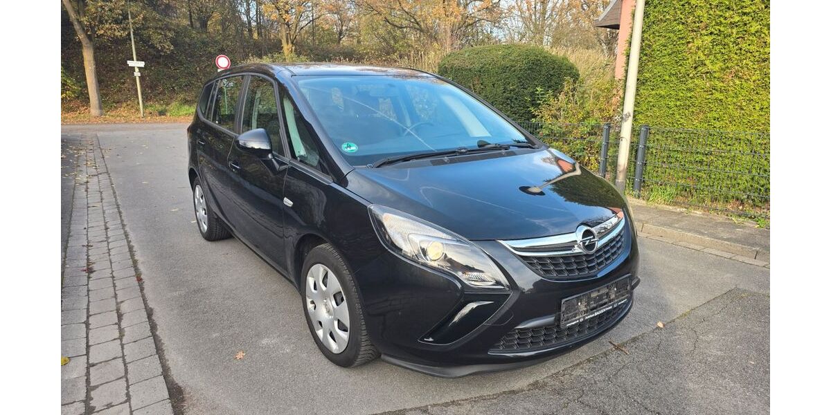 Opel Zafira Tourer 58.680 km 8.900 &euro; Hamm 59065