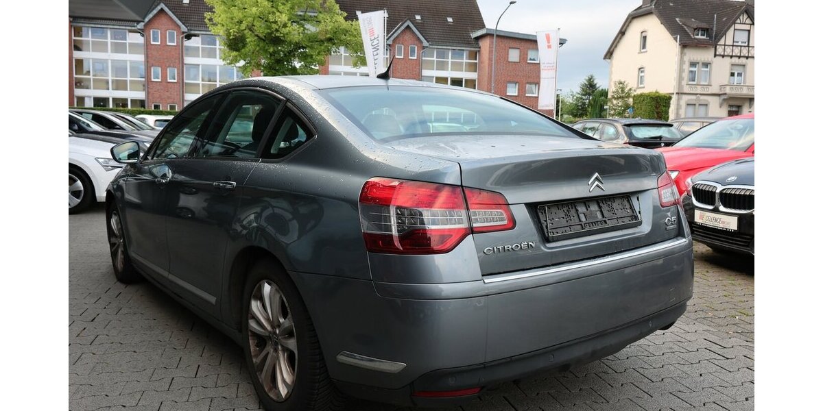Citroen C5 2.0 HDI EXCLUSIVE / LEDER / NAVI+ 180.000 km 2.777 &euro; Hamm 59077