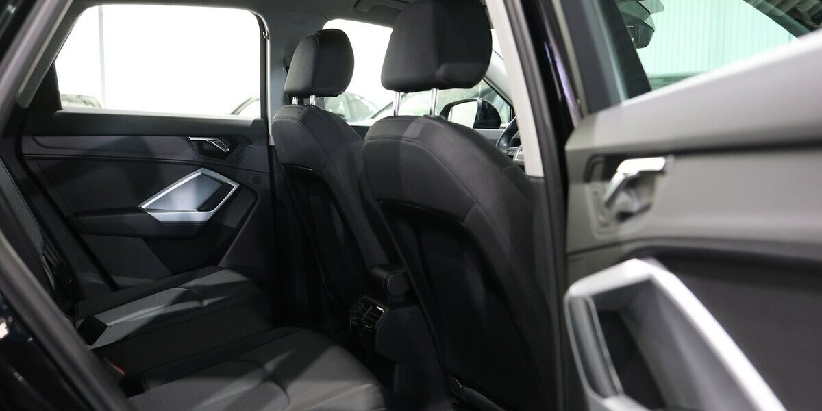 Audi Q3 1.5 TFSI BUSINESS / LED, VIRTUAL-COCKPIT+NAVI 94.000 km 24.777 &euro; Hamm 59077