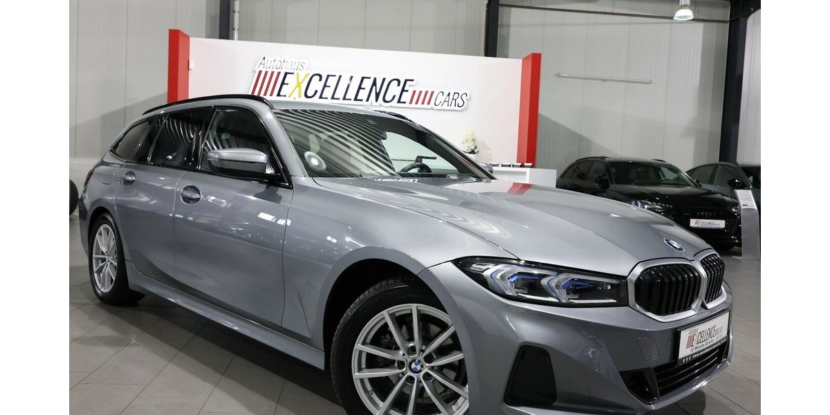 BMW 318d Touring SPORT GREY & RED LEDER,CURVED+HUD 73.000 km 26.222 &euro; Hamm 59077