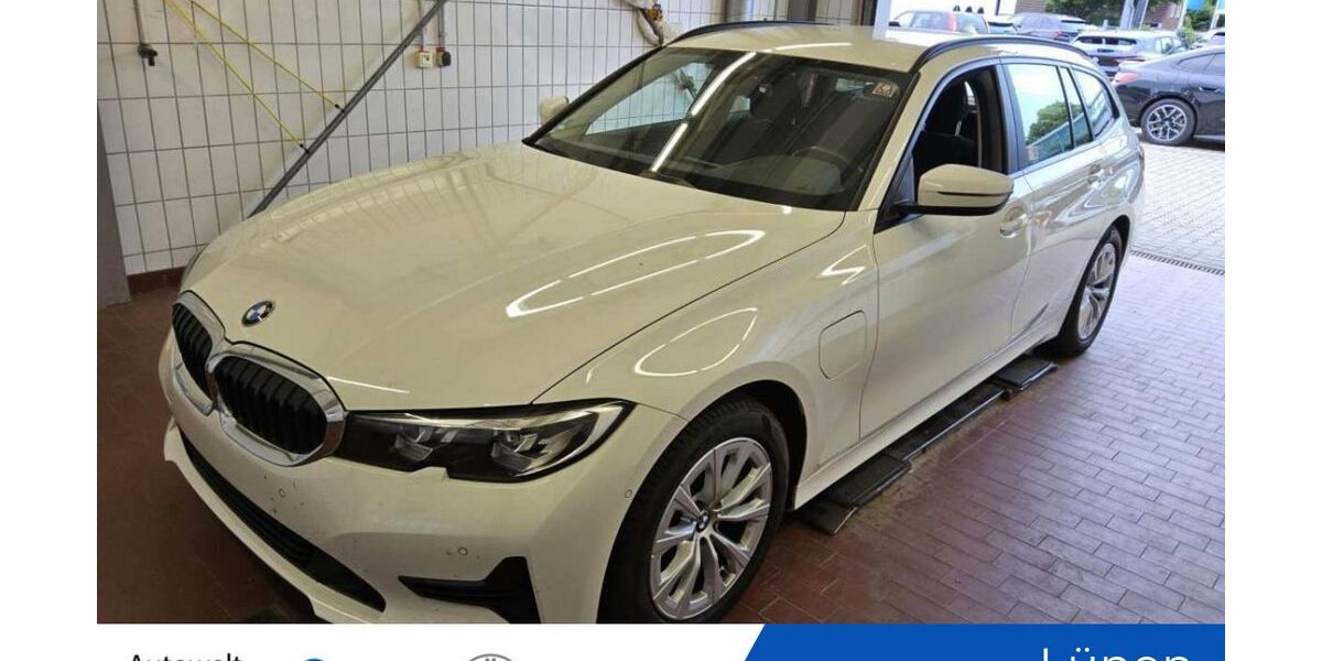 BMW 330 131.003 km 22.890 &euro; Lünen 44534