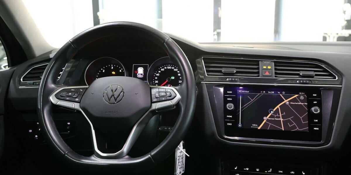 VW Tiguan 2.0 TDI DSG 4M IQ LIFE LED, HEAD-UP, NAVI 105.000 km 22.222 &euro; Hamm 59077