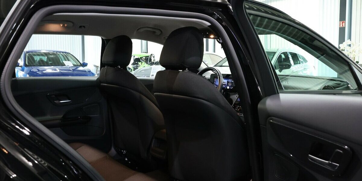 Mercedes-Benz C 220 d T BUSINESS / MATRIX-LED / NAVI+KAMERA 18.000 km 29.991 &euro; Hamm 59077