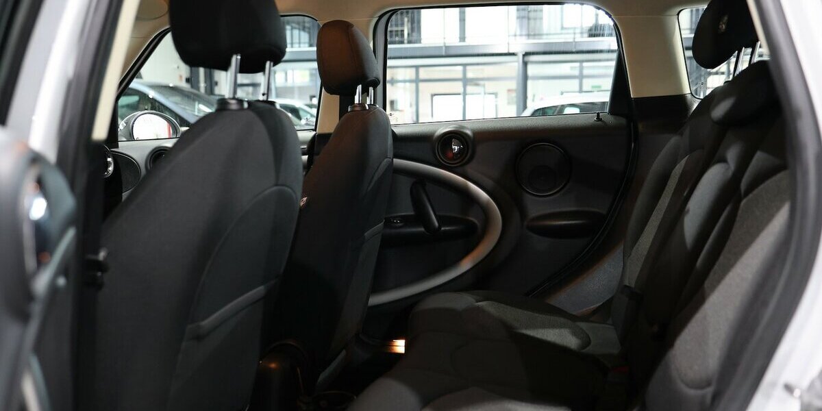 Mini Cooper D Countryman PEPPER II CARBON COLOUR 129.000 km 8.666 &euro; Hamm 59077
