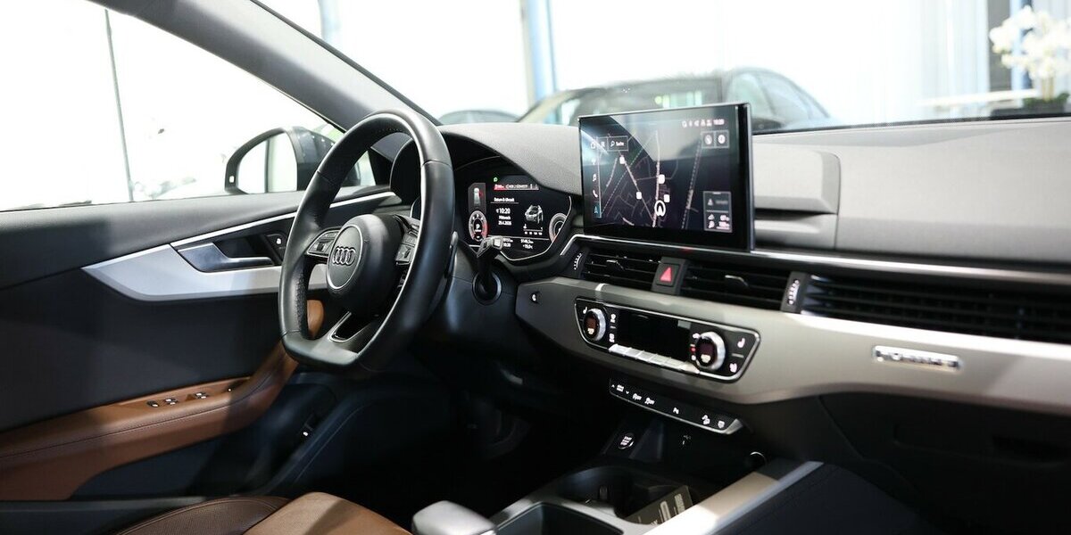 Audi A4 Allroad 40 TDI Q BUSINESS GREY & BROWN / LED 199.000 km 18.333 &euro; Hamm 59077