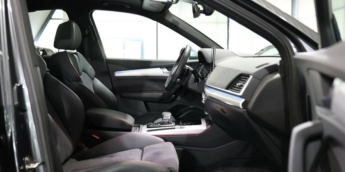 Audi SQ5 SPORTBACK 3.0 TDI Q S-LINE BLACK / PANO, B&O 96.000 km 45.555 &euro; Hamm 59077