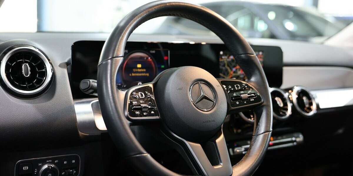 Mercedes-Benz GLB 200 d BUSINESS / PANORAMA, DISTRONIC, LEDER 36.000 km 32.991 &euro; Hamm 59077