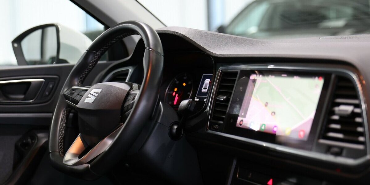 Seat Ateca 2.0 TDI DSG STYLE / BEATS / LED / AHK 92.000 km 19.777 &euro; Hamm 59077