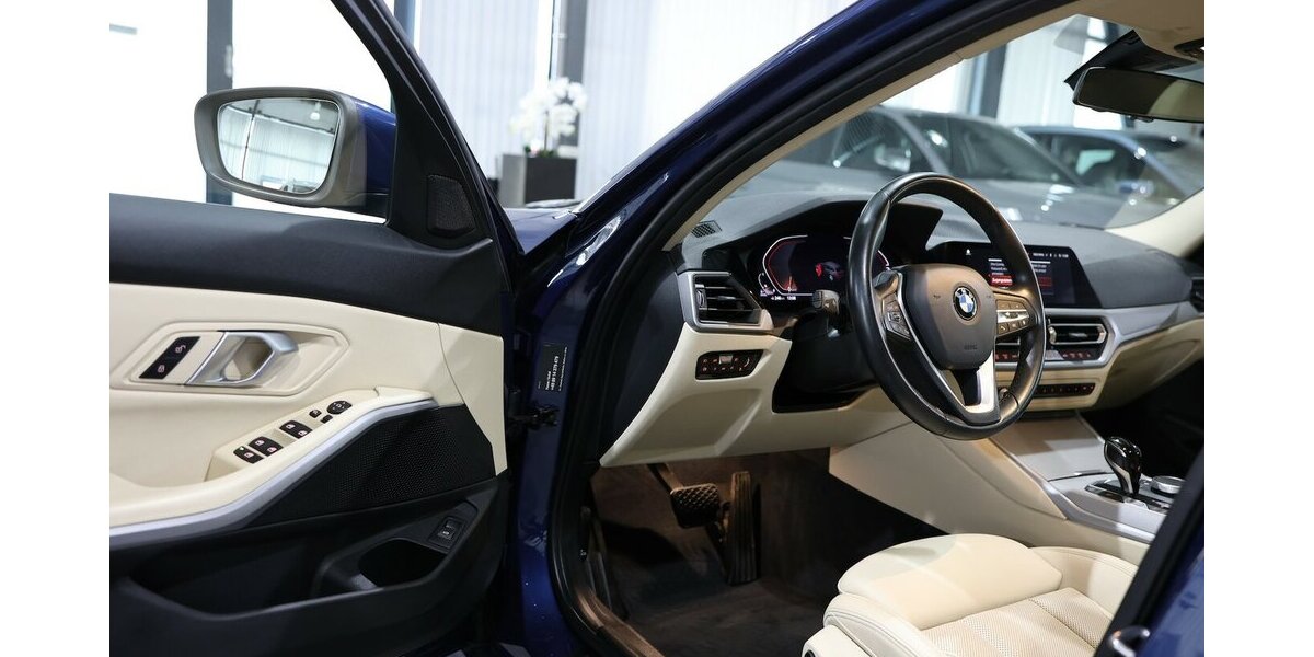 BMW 320d Touring SPORT BLUE & BEIGE / PANORAMA, LED 115.000 km 23.111 &euro; Hamm 59077