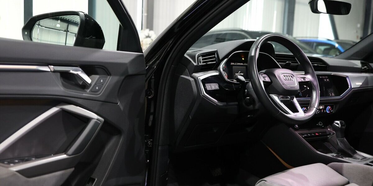 Audi Q3 SPORTBACK 40 TDI Q S-LINE DESIGN BLACK / LED 40.000 km 36.993 &euro; Hamm 59077