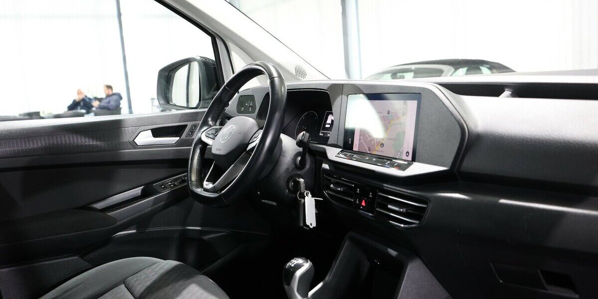 VW Caddy Maxi KOMBI 2.0 TDI 4M LIFE IQ ALLRAD OPTIK 95.000 km 25.444 &euro; Hamm 59077