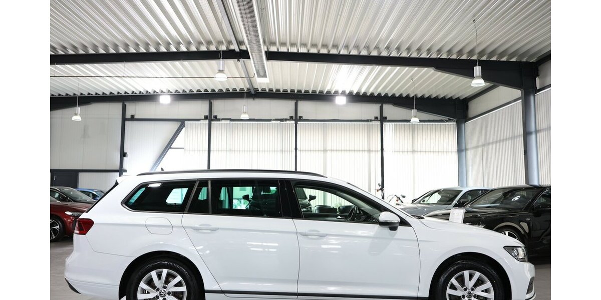 VW Passat Variant 2.0 TDI DSG BUSINESS LED,ACC+LANE 56.000 km 22.955 &euro; Hamm 59077