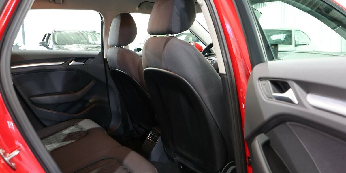 Audi A3 SPORTBACK 2.0 TDI ATTRACTION 1.HAND / XENON 132.000 km 11.855 &euro; Hamm 59077