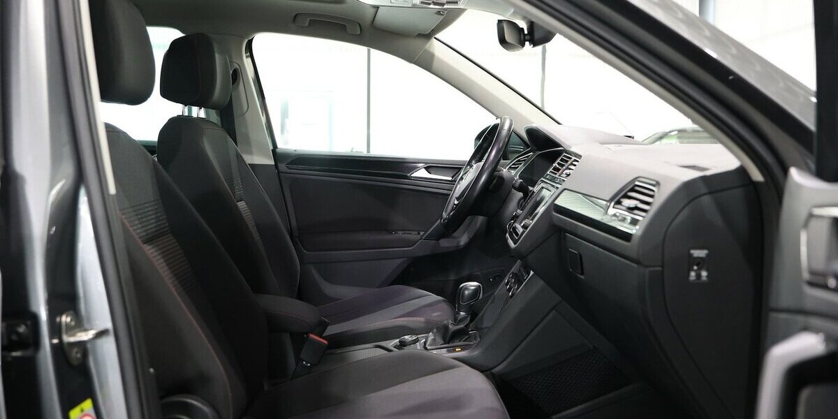 VW Tiguan 2.0 TSI DSG 4M SOUND / PANORAMA / LED 128.000 km 17.955 &euro; Hamm 59077