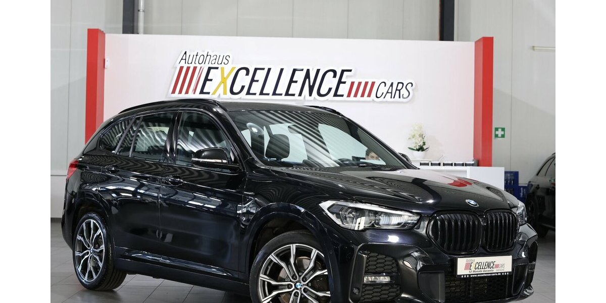 BMW X1 xDrive 20d M-SPORT SHADOW PANORAMA, LED 113.000 km 27.555 &euro; Hamm 59077