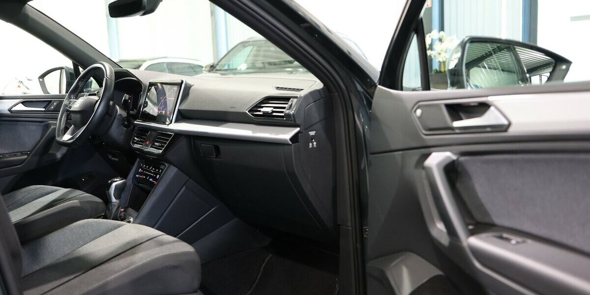 Seat Tarraco 2.0 TDI DSG STYLE / 7-SITZER / LED / AHK 177.000 km 19.777 &euro; Hamm 59077