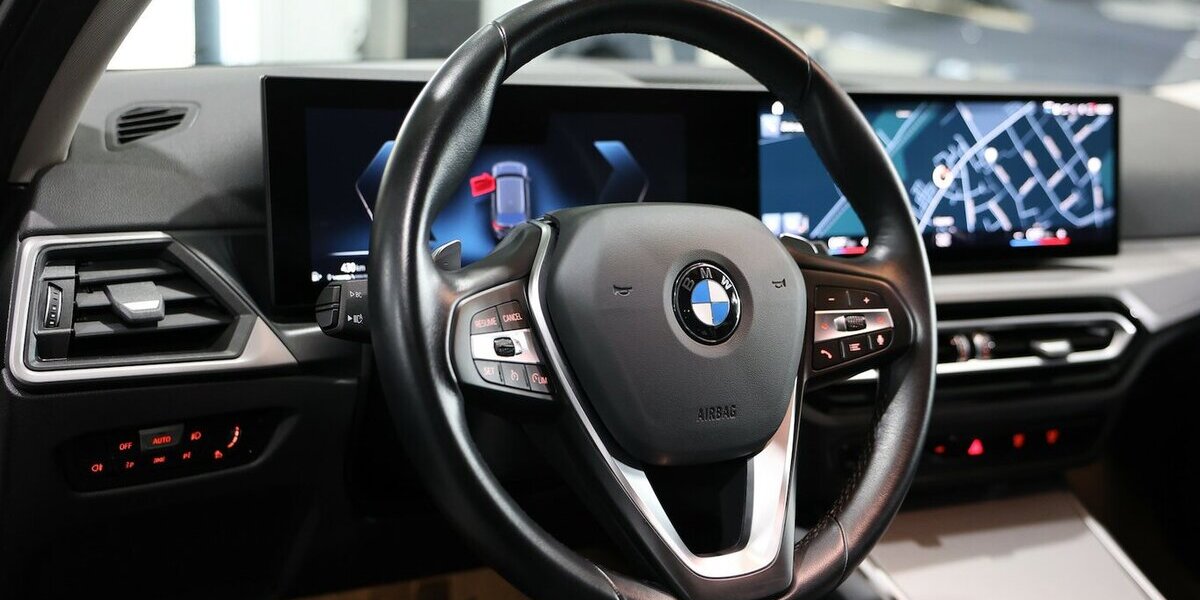 BMW 320d Touring xDrive SPORT SHADOW / GEPFLEGT / 64.000 km 29.775 &euro; Hamm 59077